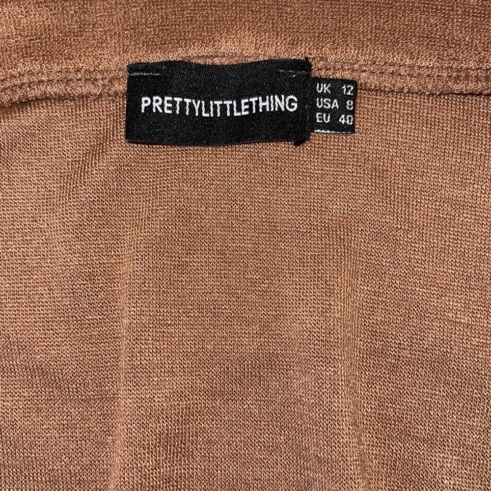 PrettyLittleThing Crop Top - Picture 5 of 5